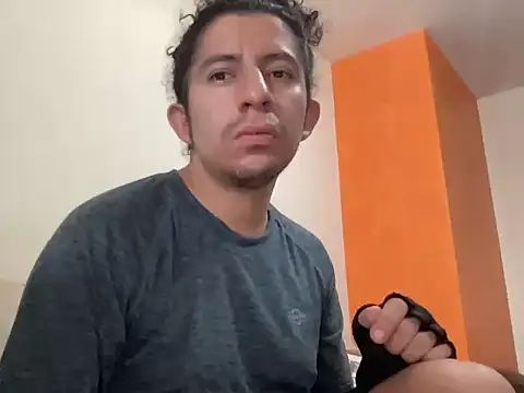 littlelatinhunter online show from 23, 11, 2025