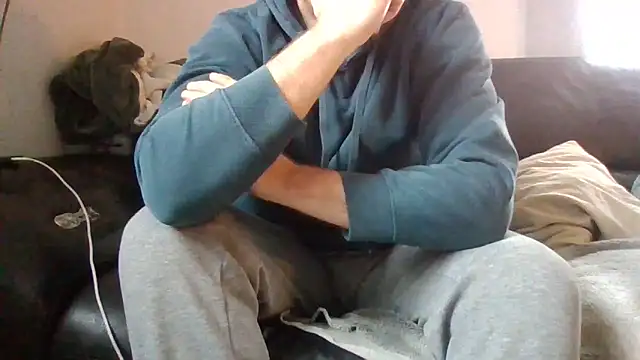 Snapshot of Au_plaisir_des_femmes chatting on 5, 2, 2026 Au plaisir des femmes online show from 5, 2, 2026