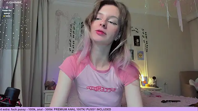 Neko kitsune1 online show from 16, 12, 2025