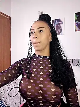 Snapshot of Charlotte_Bayron chatting on 2, 10, 2025 Charlotte Bayron online show from 2, 10, 2025