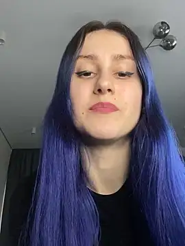 Erotic Synth Goddess online show from 30, 12, 2024