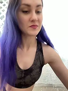 Erotic Synth Goddess online show from 9, 3, 2025