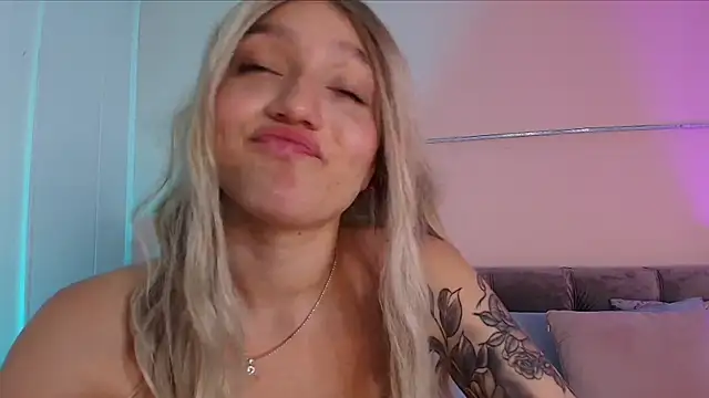 Snapshot of Giaa_Ross chatting on 22, 1, 2025 Giaa Ross online show from 22, 1, 2025