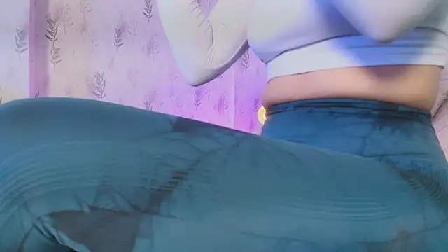 Giaa Ross online show from 7, 11, 2025