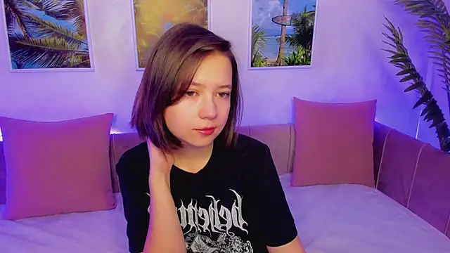 Snapshot of Lina_Brownie chatting on 21, 1, 2025 Lina Brownie online show from 21, 1, 2025