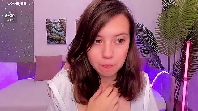 Snapshot of Lina_Brownie chatting on 21, 9, 2025 Lina Brownie online show from 21, 9, 2025