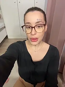 fuckdoll 18 online show from 6, 11, 2025