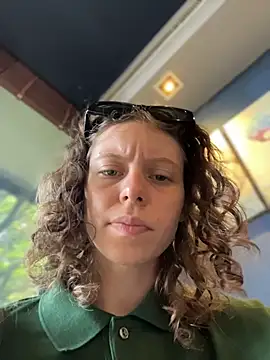 Snapshot of RinaMood chatting on 6, 2, 2026 RinaMood online show from 6, 2, 2026