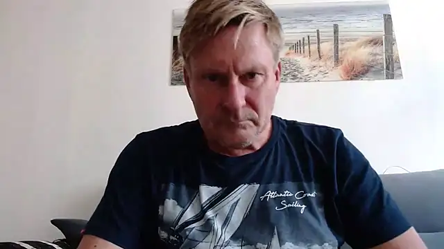 johnnym1 online show from 6, 11, 2025