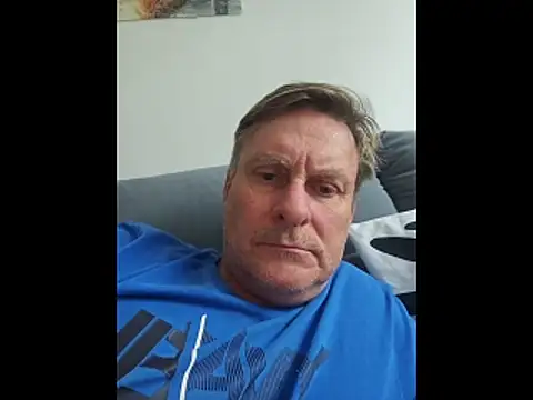 Snapshot of johnnym1 chatting on 12, 3, 2026 johnnym1 online show from 12, 3, 2026