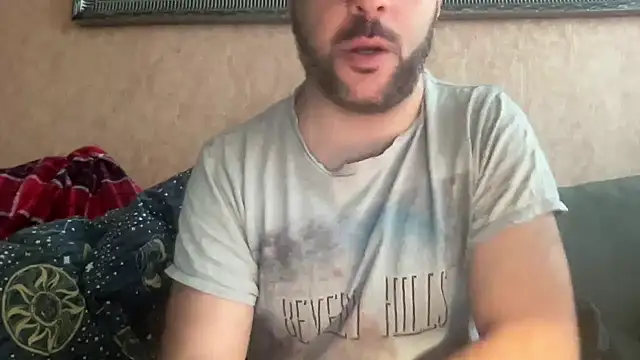 Snapshot of RedDante89 chatting on 16, 12, 2024 RedDante89 online show from 16, 12, 2024