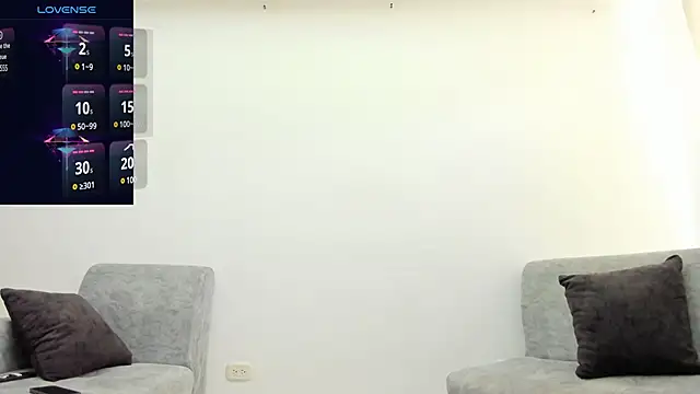 Snapshot of JuniorMorris_ chatting on 7, 3, 2025 JuniorMorris online show from 7, 3, 2025