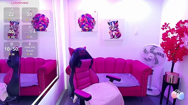 Snapshot of Miss_dolly_ chatting on 7, 7, 2026 Miss dolly online show from 7, 7, 2026