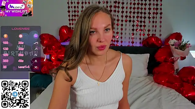 Snapshot of Kelly_Hardy chatting on 19, 2, 2025 Kelly Hardy online show from 19, 2, 2025