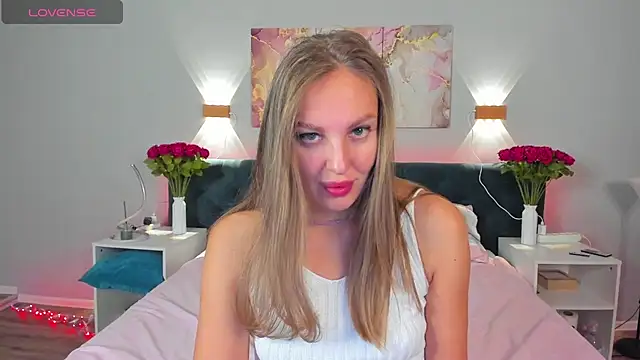 Snapshot of Kelly_Hardy chatting on 25, 2, 2025 Kelly Hardy online show from 25, 2, 2025