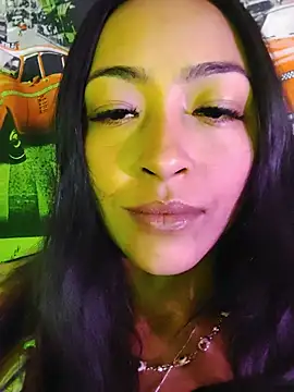 latiinahot online show from 22, 7, 2026