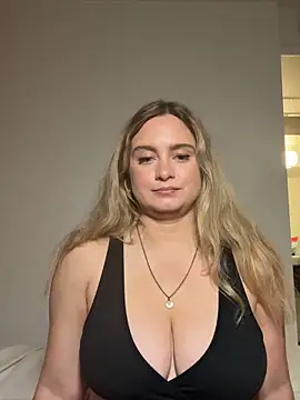 Sophie Raegan online show from 20, 4, 2026