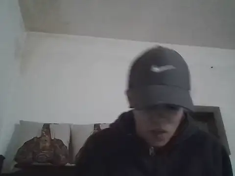 Snapshot of Emy44x chatting on 20, 10, 2025 Emy44x online show from 20, 10, 2025