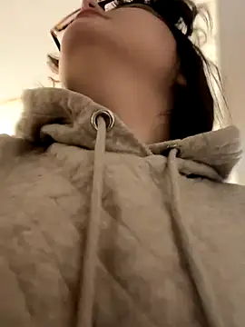 NikaMur online show from 7, 10, 2025