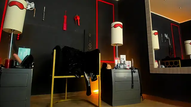 CharlotteScotte online show from 14, 11, 2025