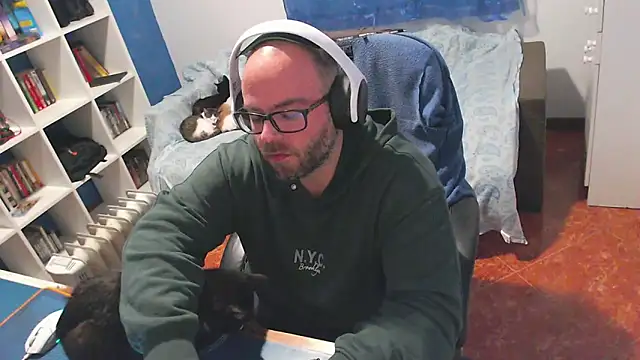 ravingr4d4 online show from 12, 2, 2026