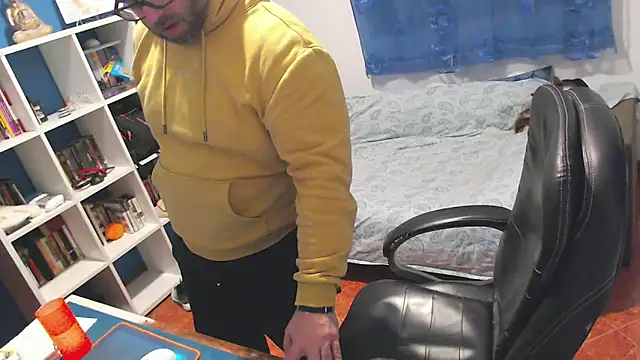 ravingr4d4 online show from 19, 2, 2026