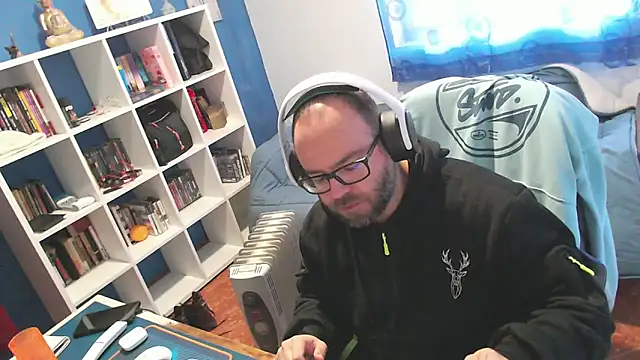 ravingr4d4 online show from 26, 2, 2026