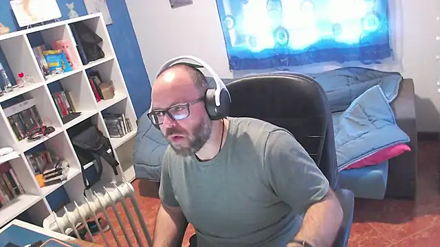 ravingr4d4 online show from 25, 3, 2026