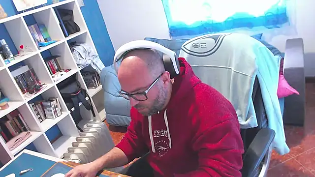 ravingr4d4 online show from 16, 4, 2026