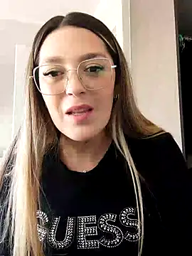 Daniela77771 online show from 21, 4, 2026