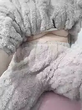 Snapshot of SweetGirl2k2 chatting on 25, 1, 2025 SweetGirl2k2 online show from 25, 1, 2025