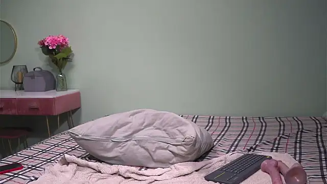 CelineConner online show from 14, 1, 2025