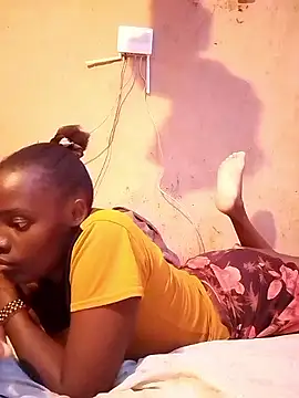 cute naimah online show from 12, 10, 2025