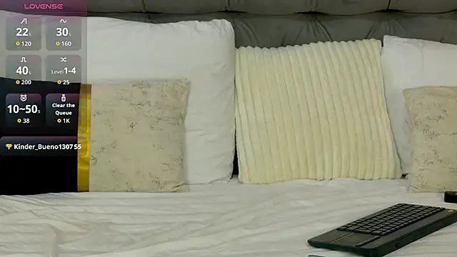 MiaCharm online show from 3, 4, 2026