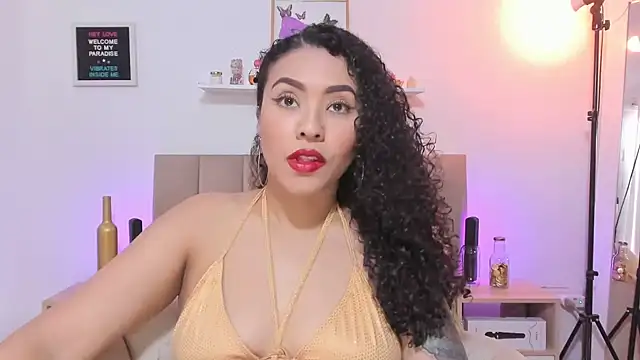 Zoe Gruber online show from 11, 11, 2025