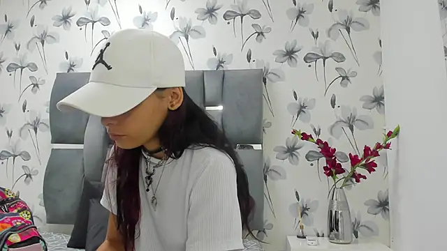 Ehotloveaxxx online show from 1, 11, 2025