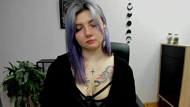 GabbiePerfect online show from 3, 2, 2025