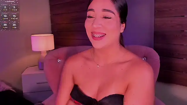 Sussy Bell01 online show from 15, 3, 2025