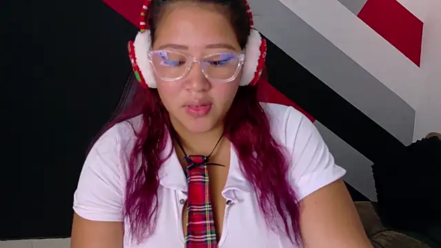 I am yours- online show from 5, 12, 2025