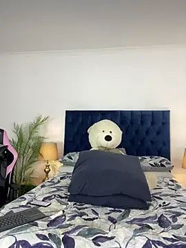 Stunning Booty online show from 7, 4, 2026