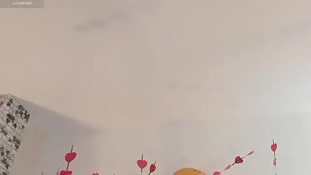 EmmaSanzz  online show from 22, 2, 2025