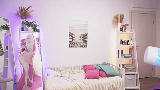 Lily Young online show from 4, 1, 2025