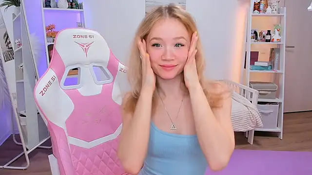 Lily Young online show from 20, 1, 2025