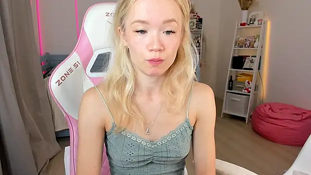 Lily Young online show from 13, 10, 2025