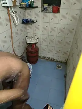 Snapshot of Desi69emd chatting on 14, 10, 2025 Desi69emd online show from 14, 10, 2025