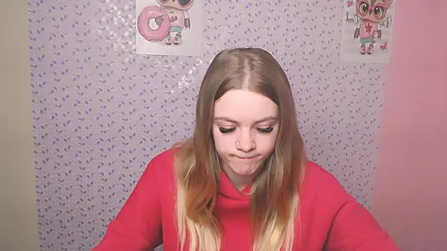 Snapshot of AliceFlirtt_ chatting on 13, 12, 2024 AliceFlirtt online show from 13, 12, 2024