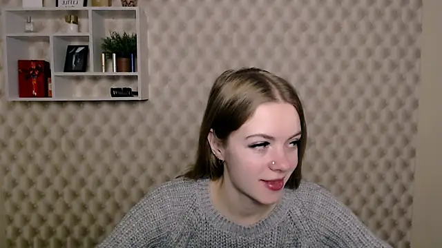 Snapshot of AliceFlirtt_ chatting on 31, 12, 2024 AliceFlirtt online show from 31, 12, 2024