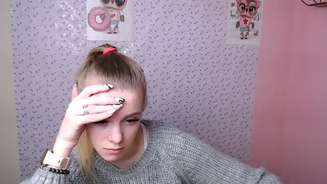 Snapshot of AliceFlirtt_ chatting on 3, 1, 2025 AliceFlirtt online show from 3, 1, 2025
