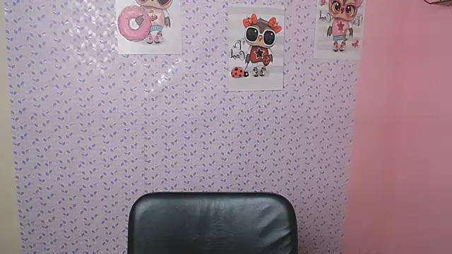 Snapshot of AliceFlirtt_ chatting on 15, 1, 2025 AliceFlirtt online show from 15, 1, 2025