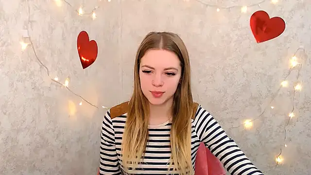 Snapshot of AliceFlirtt_ chatting on 20, 2, 2025 AliceFlirtt online show from 20, 2, 2025